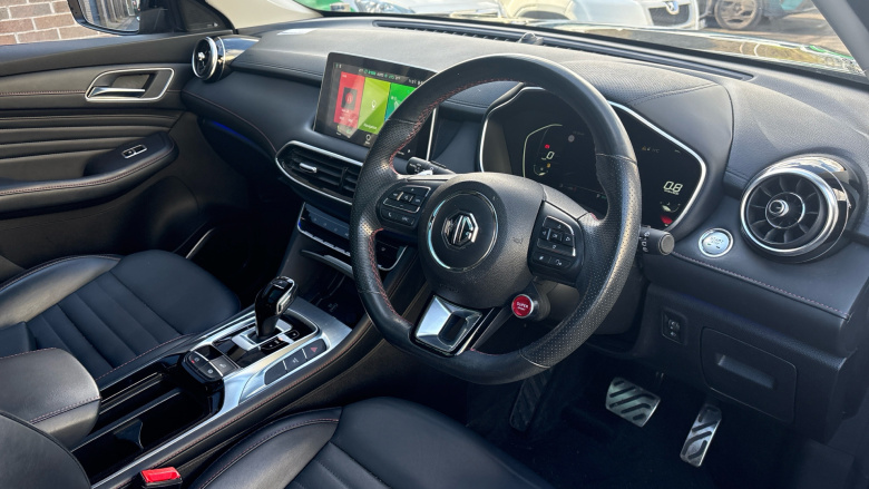 MG Hs 1.5 T-GDI Exclusive 5dr DCT Petrol Hatchback